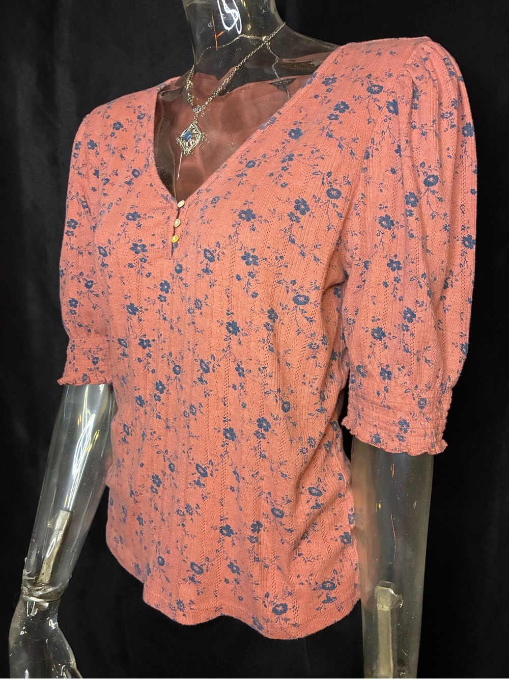 Lucky Brand Coral Pink Floral V-Neck Short Sleeve Top - Picture 6 of 8